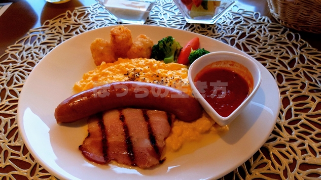 神戸ポートピアホテルのオーバルクラブの朝食