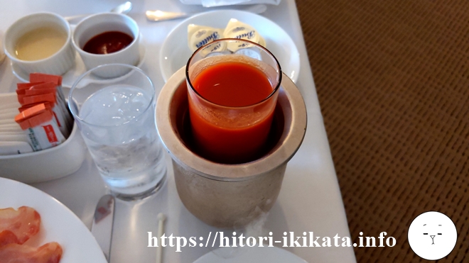 ホテルオークラ京都のアメリカンブレックファーストのトマトジュース